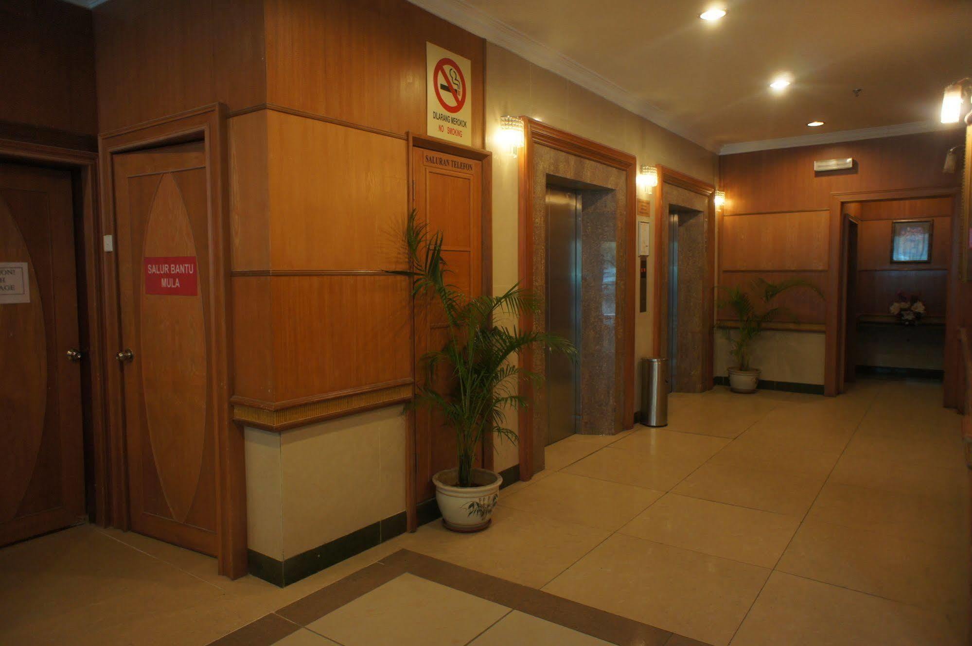 Tyng Garden Hotel SDK Exterior foto