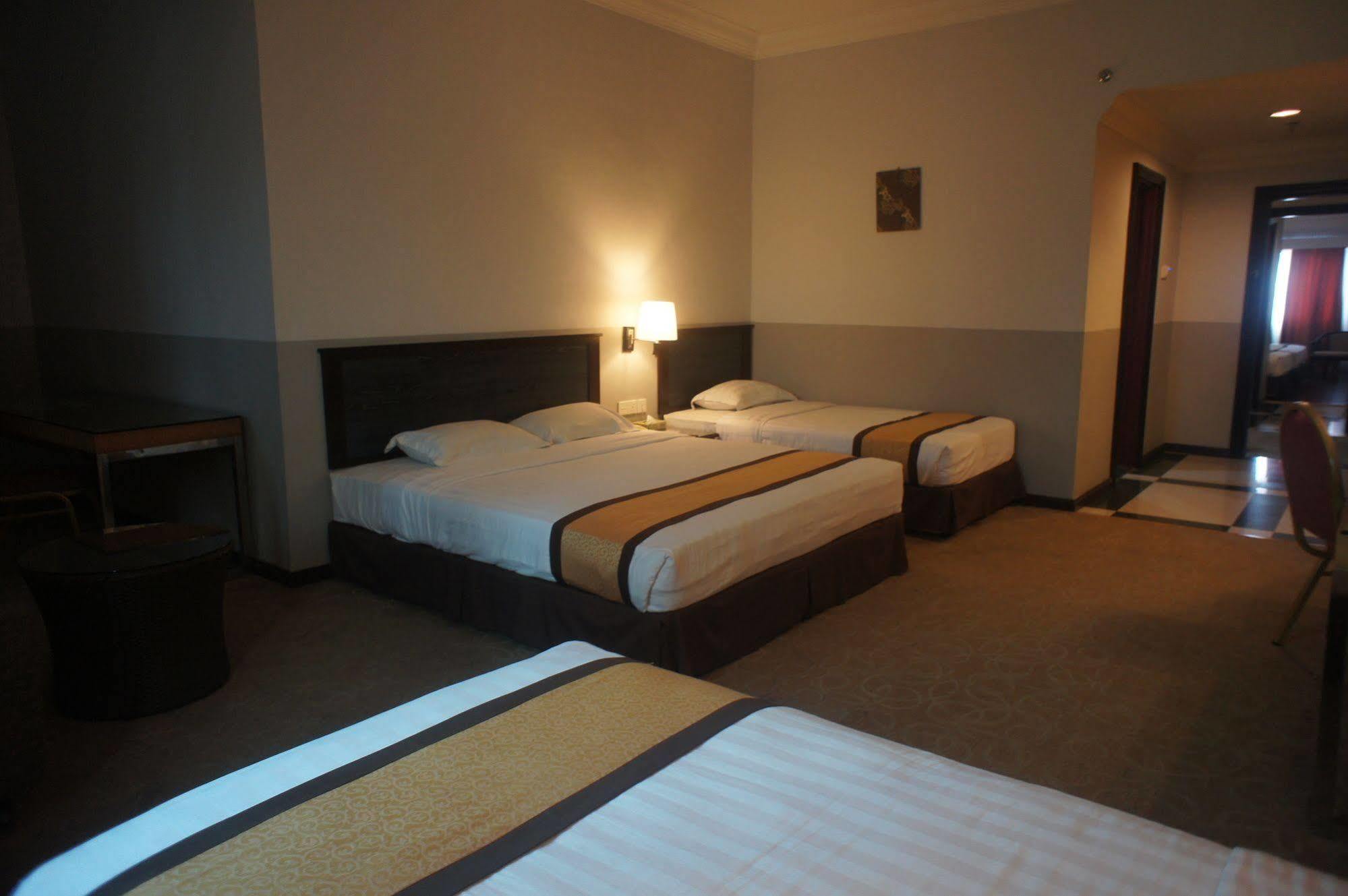 Tyng Garden Hotel SDK Exterior foto