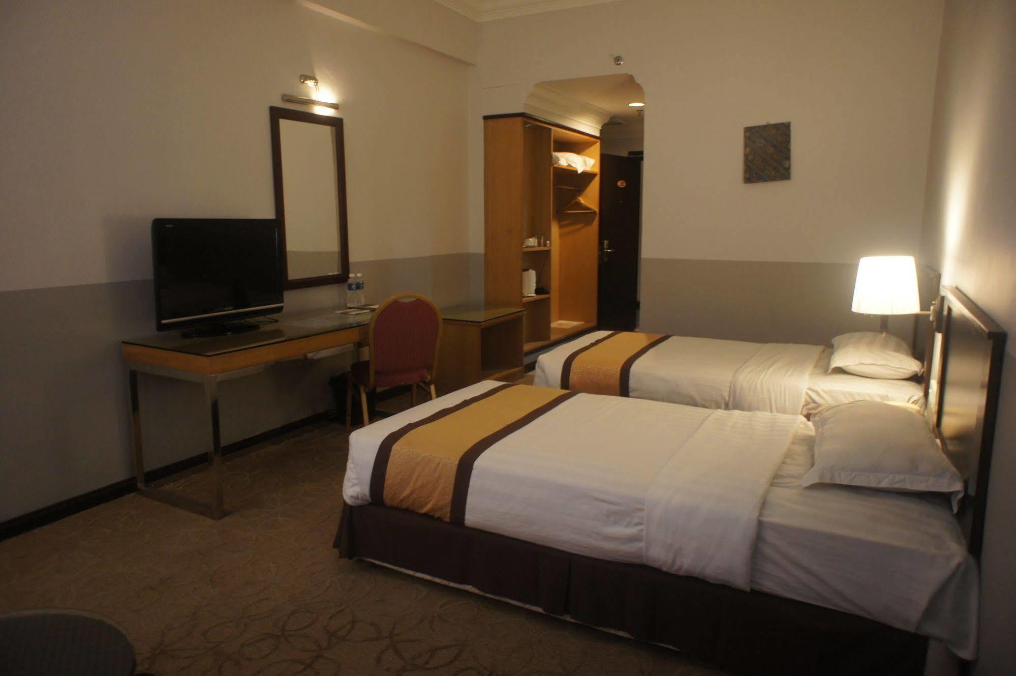 Tyng Garden Hotel SDK Exterior foto
