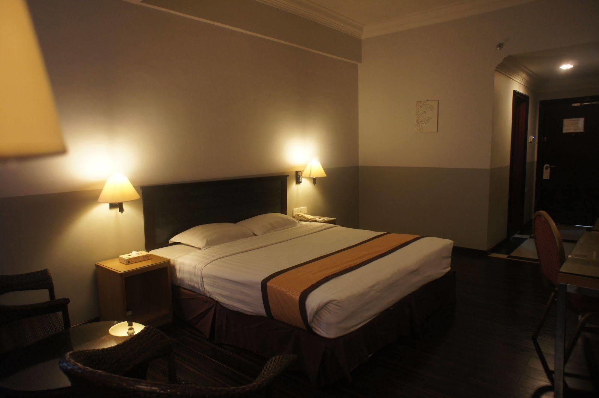 Tyng Garden Hotel SDK Exterior foto